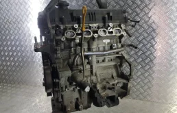 Двигатель без навесного для Kia Rio на фотографиях