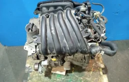 Двигатель без навесного для Nissan Tiida 2015 года на фотографиях