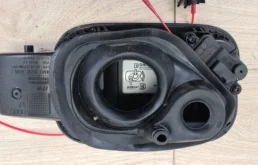 Лючок топливного бака для Audi Q7 на фотографиях