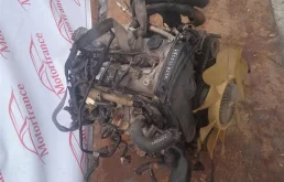 Двигатель без навесного для Ford Ranger 2010 года на фотографиях