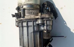 Электроусилитель руля для Opel Zafira 2006 года на фотографиях