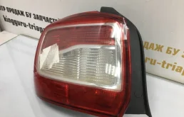 Фонарь внешний левый для Renault Logan 2016 года на фотографиях