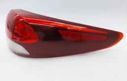 Фонарь правый для Kia Rio X line на фотографиях