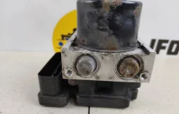 Блок ABS для Suzuki Grand Vitara на фотографиях