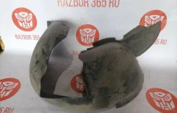 Крылья для Volkswagen Touran 2008 года на фотографиях