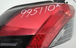 Фонарь левый для Toyota RAV4 2023 года на фотографиях