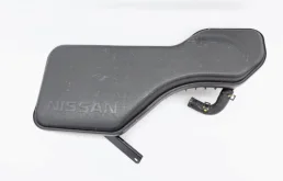 Корпус воздушного фильтра для Nissan X-Trail 2020 года на фотографиях