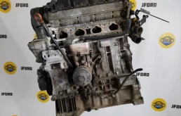 Двигатель без навесного для Peugeot 407 на фотографиях