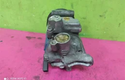 Компрессор кондиционера для Volkswagen Passat 2011 года на фотографиях