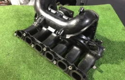 Впускной коллектор для BMW X3 на фотографиях
