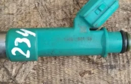 Форсунка топливная для Suzuki Grand Vitara на фотографиях