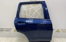 Накладка на дверь задняя правая для BMW X3 2019 года на фотографиях