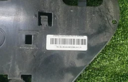 Кронштейн заднего бампера правый для BMW 5er 2019 года на фотографиях