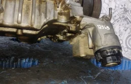 Двигатель для Toyota Land Cruiser 2014 года на фотографиях