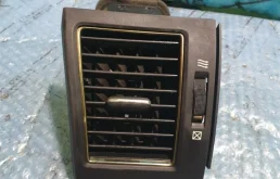 Дефлектор окна передний левый (55650-60210-C0) для Toyota Land Cruiser 200 2007-2015