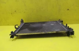 Радиатор охлаждения ДВС для Renault Sandero на фотографиях