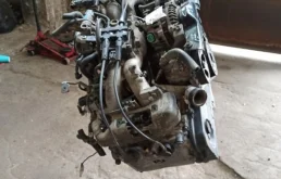 Двигатель без навесного для Subaru Legacy B4 на фотографиях