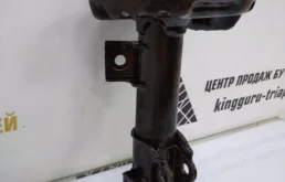 Стойка кузова передняя правая для Hyundai Solaris 2021 года на фотографиях