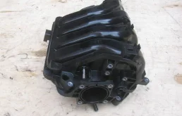 Впускной коллектор для Hyundai Solaris 2014 года на фотографиях