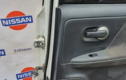 Дверь задняя правая для Nissan Note 2017 года на фотографиях