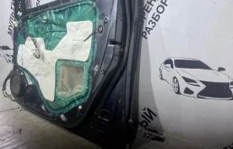 Накладка на дверь передняя правая для Toyota RAV4 на фотографиях