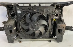 Панель радиатора (телевизор) для Mercedes-Benz GL class на фотографиях