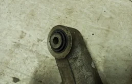 Качающийся рычаг правый для BMW X6 на фотографиях