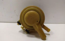 Бачок ГУР для Hyundai Solaris 2014 года на фотографиях