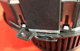 Реостат печки для Volkswagen Passat 2007 года на фотографиях