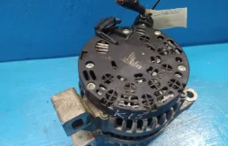 Генератор для Volvo C30 2007 года на фотографиях