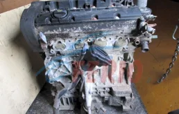 Двигатель без навесного для Peugeot 406 на фотографиях