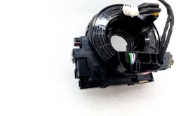 Подрулевой шлейф для Toyota RAV4 на фотографиях