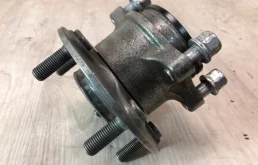 Ступица колеса задняя левая для Mitsubishi ASX на фотографиях