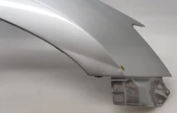 Крыло правое для Toyota RAV4 2008 года на фотографиях