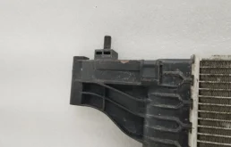 Радиатор охлаждения ДВС для Chevrolet Cruze на фотографиях