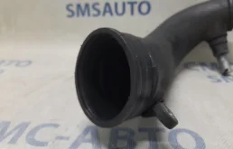 Патрубок интеркулера для Volvo XC90 2012 года на фотографиях