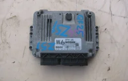 Блок управления двигателем для Nissan X-Trail на фотографиях