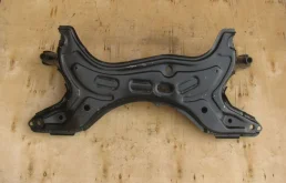 Подрамник двигателя для Toyota RAV4 XA20 2000-2005