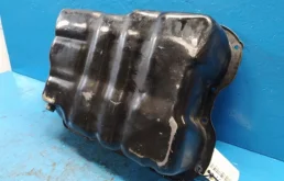 Поддон картера для Mitsubishi Outlander 2015 года на фотографиях