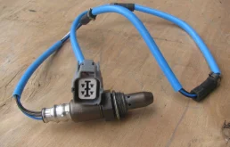 Лямбда-зонд для Honda Accord 2003 года на фотографиях