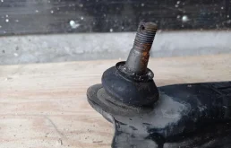 Рычаг передний левый верхний для Suzuki Grand Vitara на фотографиях