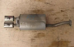 Задняя часть глушителя для Honda Civic на фотографиях