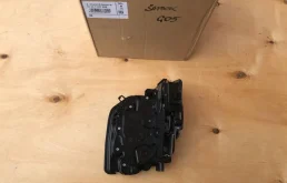 Двери для BMW 7er 2022 года на фотографиях