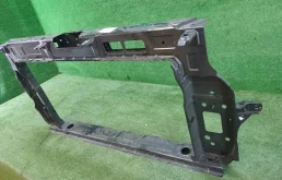 Панель радиатора (телевизор) для Hyundai Creta 2024 года на фотографиях