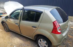 Renault Sandero 1.4 (75Hp) (K7J A710) FWD MT в разборе у autoport-msk