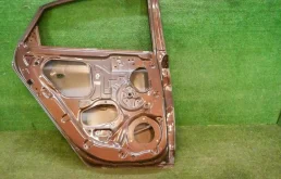 Двери для Hyundai Solaris 2017 года на фотографиях