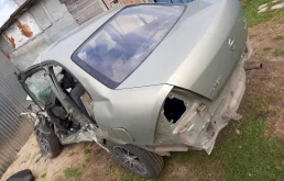 Крышка багажника для Nissan Almera Classic 2006 года на фотографиях