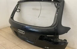 Дверь багажника для Audi Q7 2008 года на фотографиях