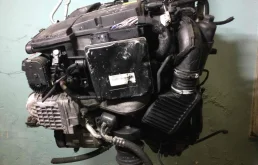Двигатель без навесного для Mercedes-Benz CLK class 2004 года на фотографиях