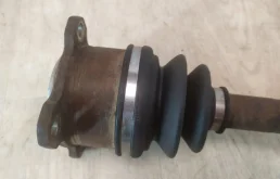 Привод передний правый для Mitsubishi Pajero Sport на фотографиях